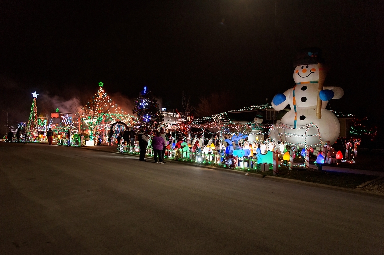 Tinley-Park-Christmas-House_001.jpg